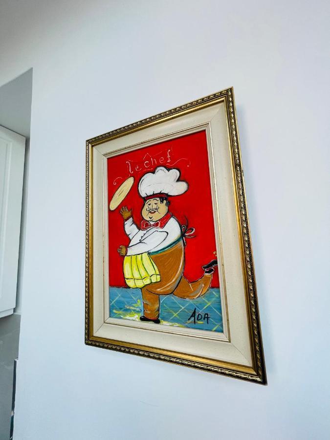 Apartament 1,