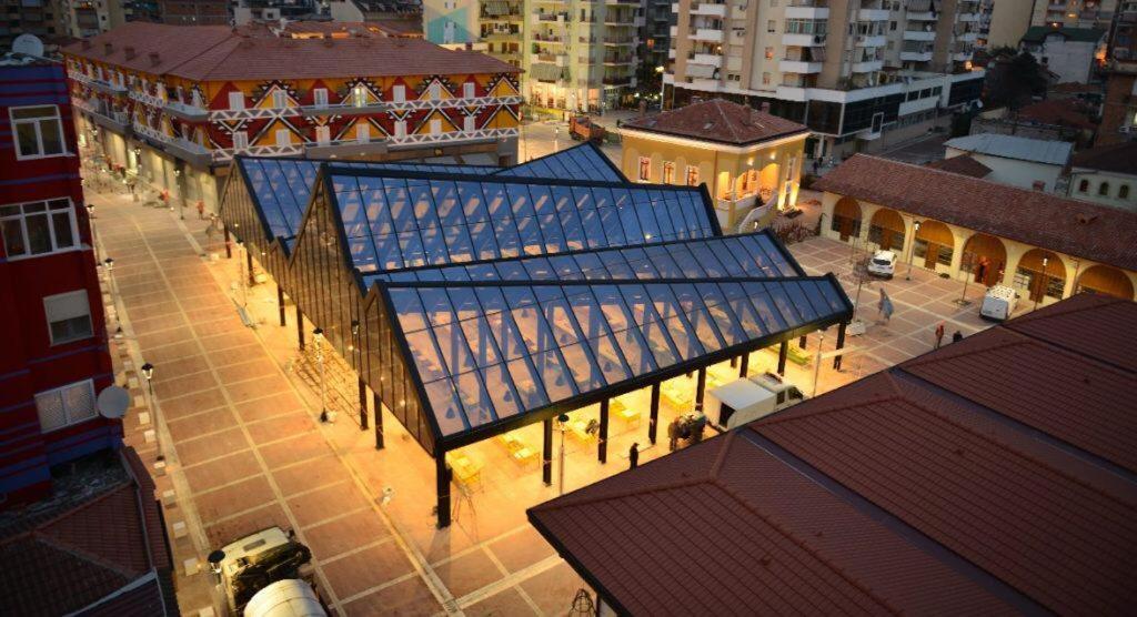1, Apartament Tirana