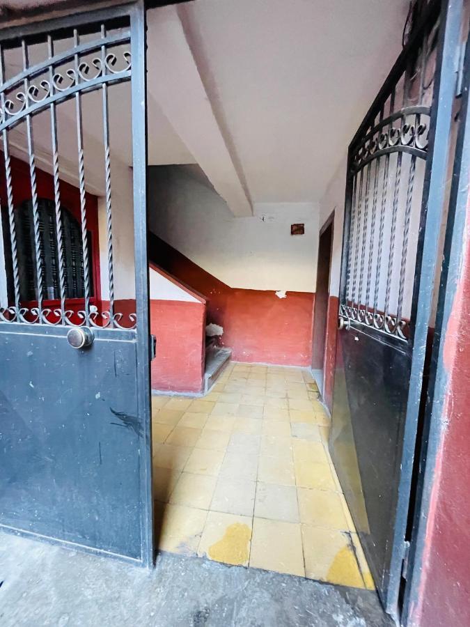 Apartament 1,