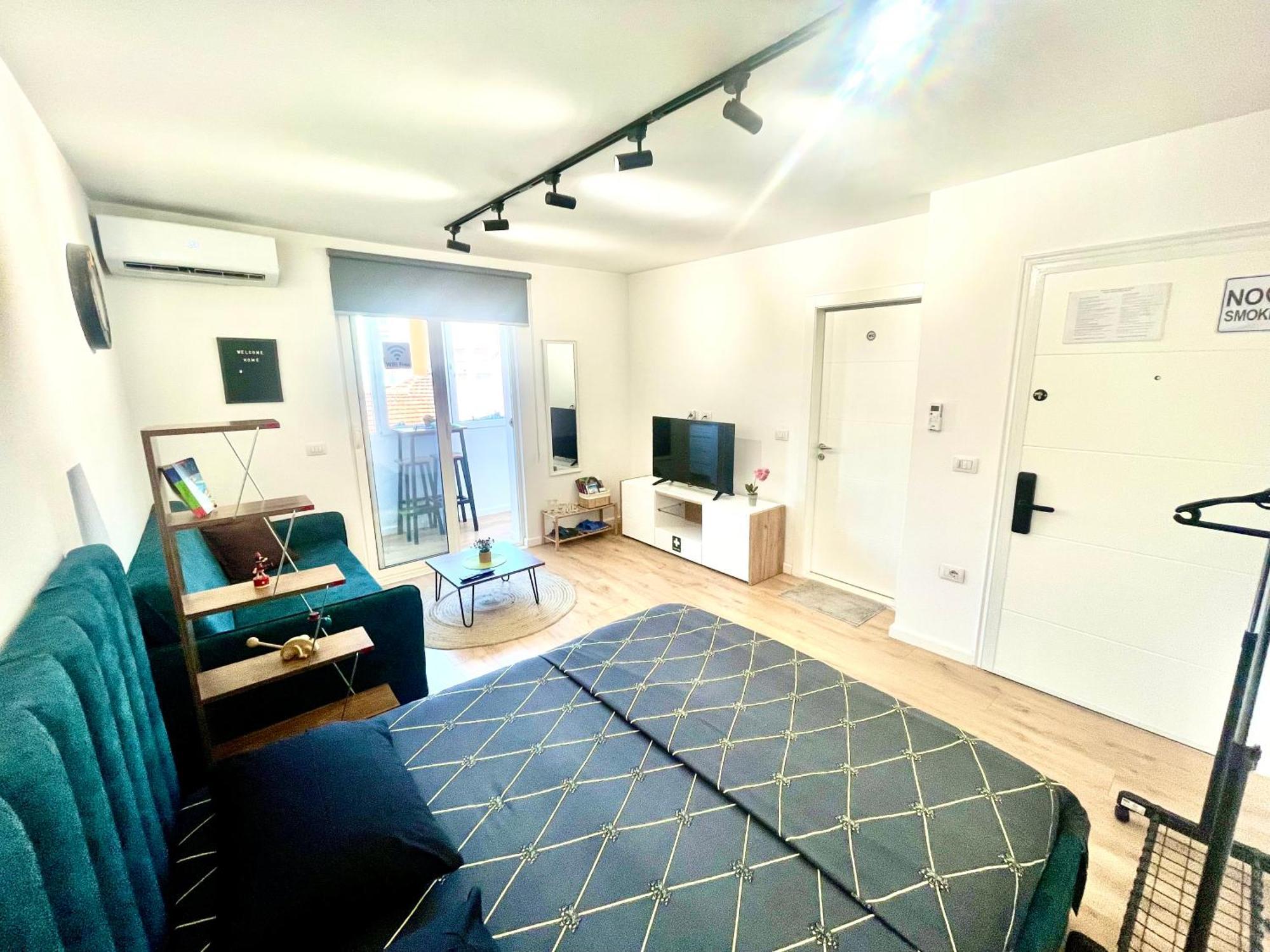 1, Apartament Tirana